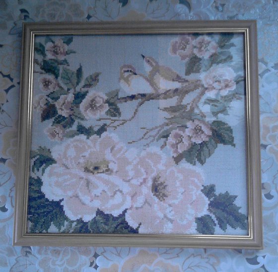 Работа «Птички на цвктущей ветке»