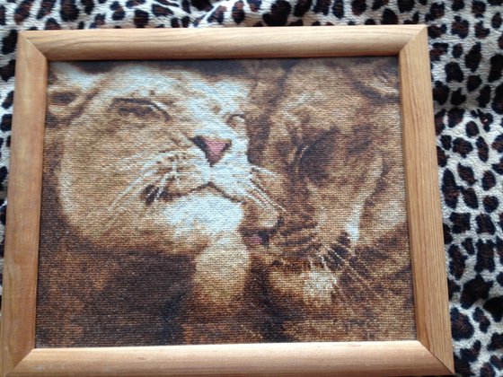 Работа «Влюблённые львы»