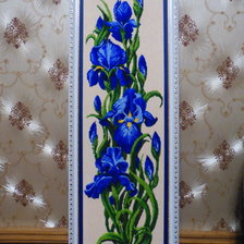 Работа «Ирисы бисером»