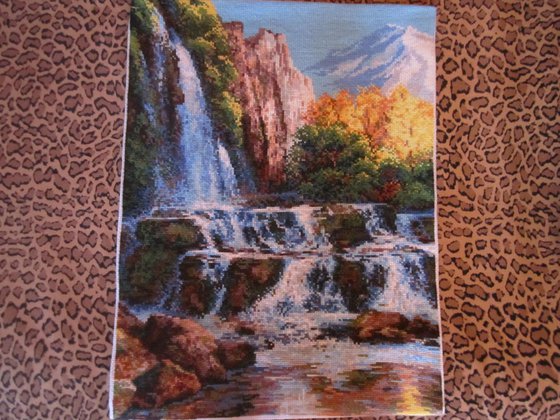 Работа «Водопад в горах»