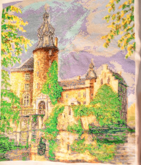 Работа «Замок на воде»