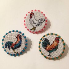 Работа «Мини-вышивка. Петушки»