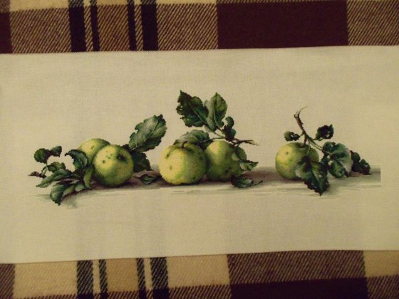 Работа «Зеленые яблоки»
