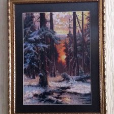 Работа «Закат в зимнем лесу»
