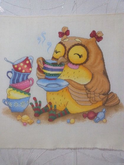 Работа «"Совушка-чаепитие" по схеме дизайнера Ольги Меньшиковой.»