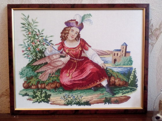 Работа «Девушка с соколом (старинные схемы 18-19 век)»