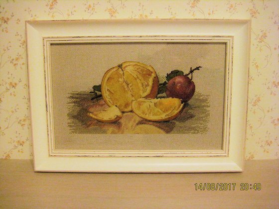 Работа «Апельсин со сливой»