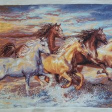 Работа «В лучах заката»