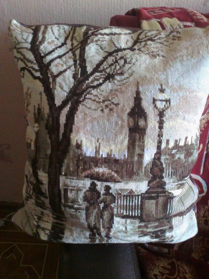 Работа «подушка дождливый Лондон»