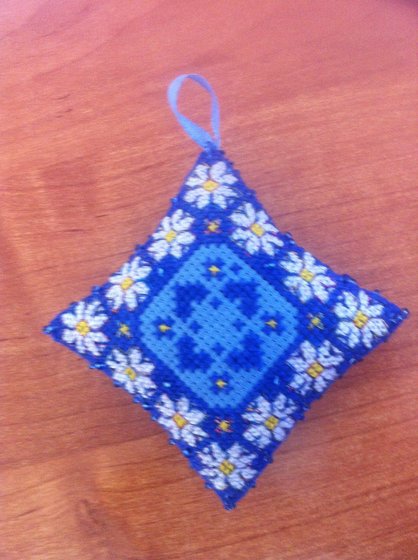 Работа «Игольница»