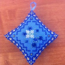 Работа «Игольница обратная сторона»