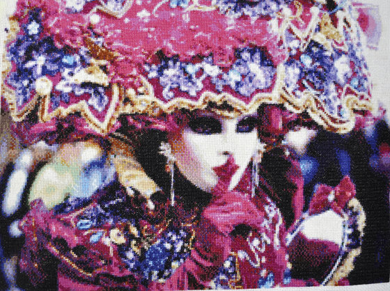 Работа «Венецианская маска - Черника»