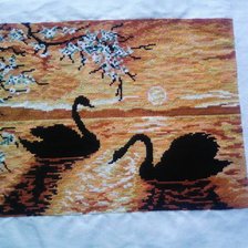 Работа «Лебеди на закате»