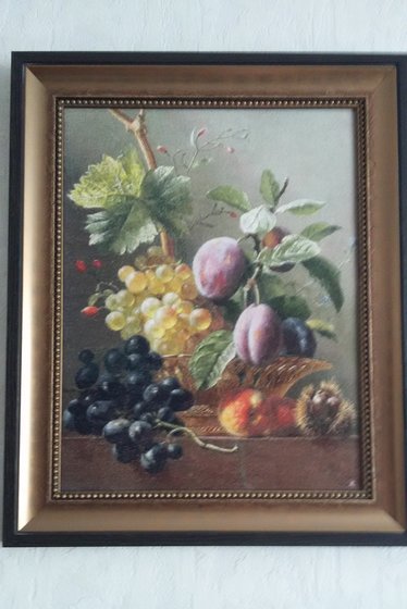 Работа «"Натюрморт с виноградом и сливами"»