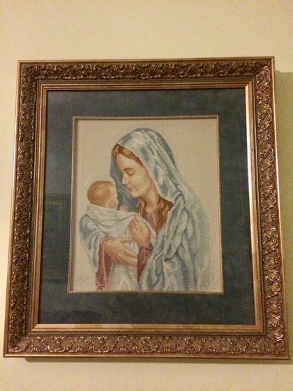 Работа «Дева с младенцем»