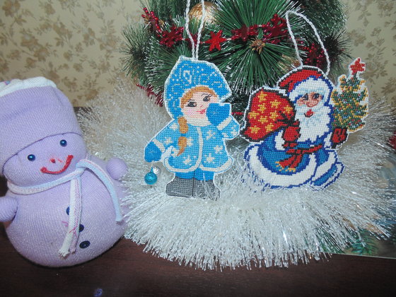 Работа «Дед мороз и снегурочка»