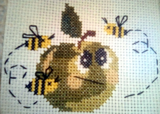 Работа «Весёлые пчёлы и грустное яблоко(:»