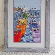 Работа «Rainbow Flotilla»