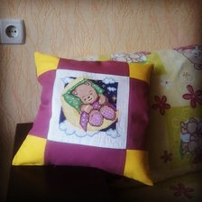 Работа «Подушка в детскую комнату "Спящий медвежонок".»