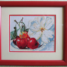 Работа «Вишни. 12-13 цветов, канва 14. Год не помнюююю»