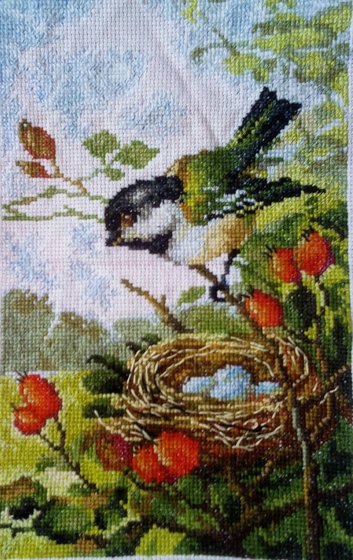 Работа «,,На ветке шиповника"»