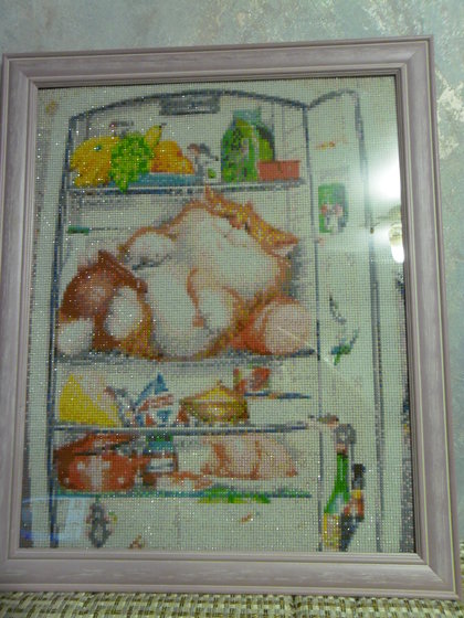 Работа «котик в холодильнике с мышками»