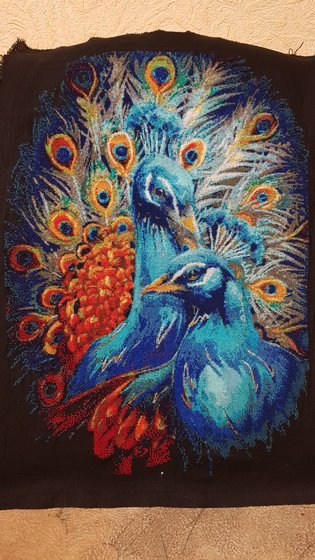 Работа «Пара павлинов»