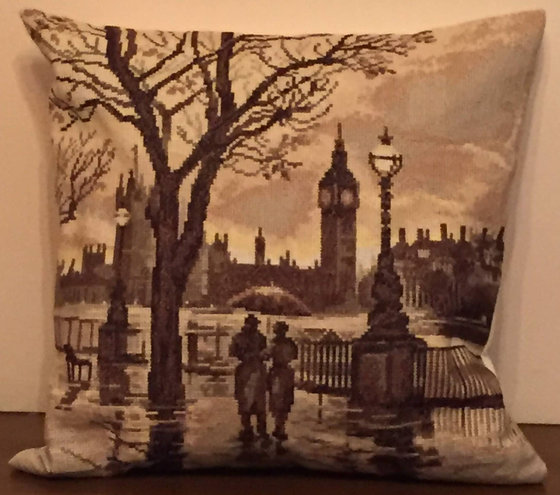 Работа «Подушка "Лондонский дождь"»