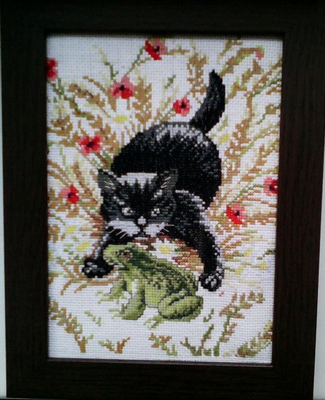 Работа «Котёнок с лягушкой»