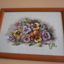 Работа «Букет анютины глазков»