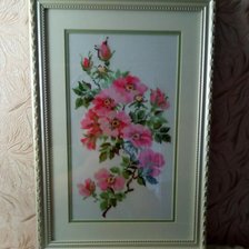 Работа «Цветы шиповника»