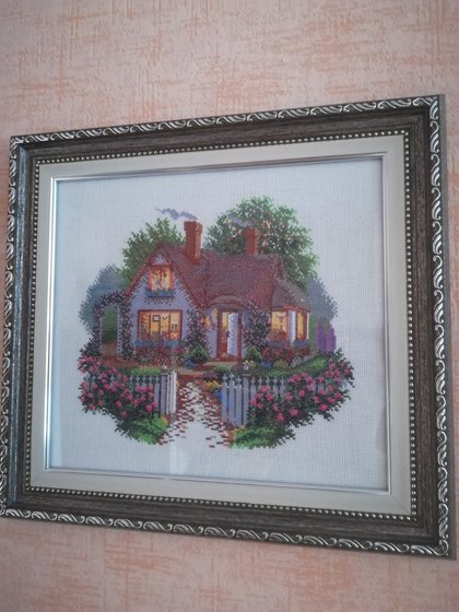 Работа «дом с розами»