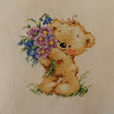 Работа «Мишка с букетом»