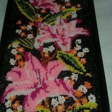 Работа «Цветы с  бисерами»