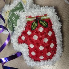 Работа «Рукавички поближе)»