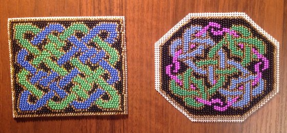 Работа «Подстаканники. Бисер. По схеме Риолис.»