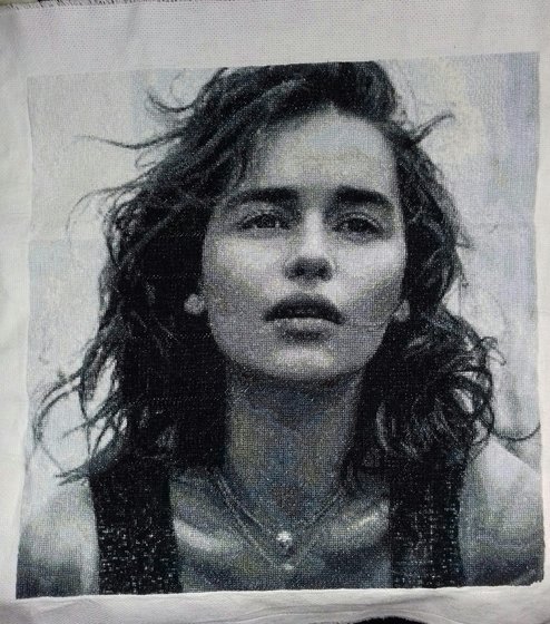 Работа «Эмилия Кларк»