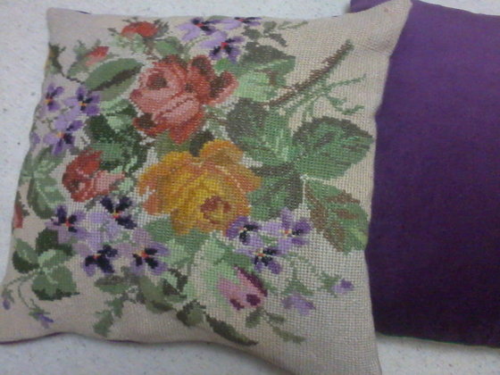 Работа «самая первая вышивка.вышита по очень старой схеме .»