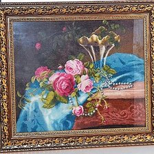 Работа «Розы и жемчуг»