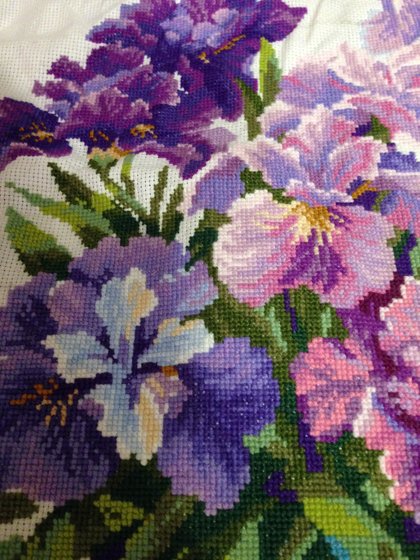 Работа «Ирисы от Риолиса! Очень понравилась и работа и нитки шерсть»