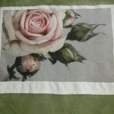 Работа «Роза с бутонами»