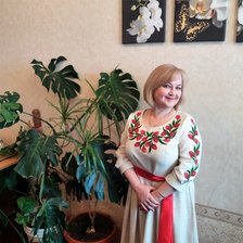 Работа «Платье вышито бисером»