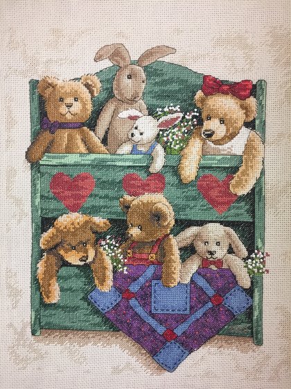 Работа «Полка с игрушками»