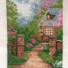 Работа «Дом в саду»