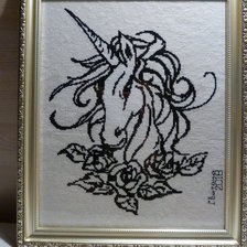 Работа «Единорог. монохром»