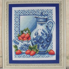 Работа «Гжель. Клубника со Сливками - 2»