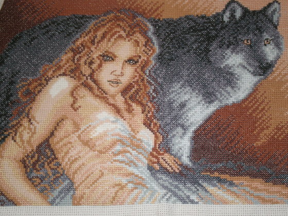 Работа «Девушка и волк»