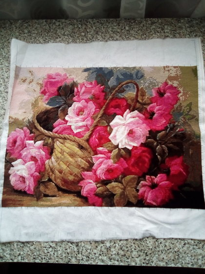 Работа «Корзина с розами»