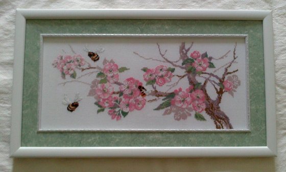 Работа «Яблоневый цвет»