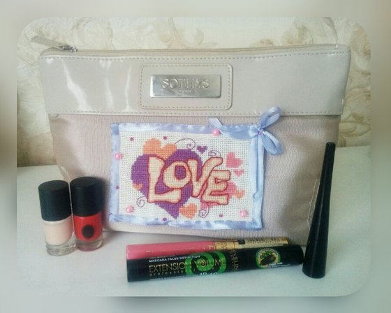 Работа «Косметичка»